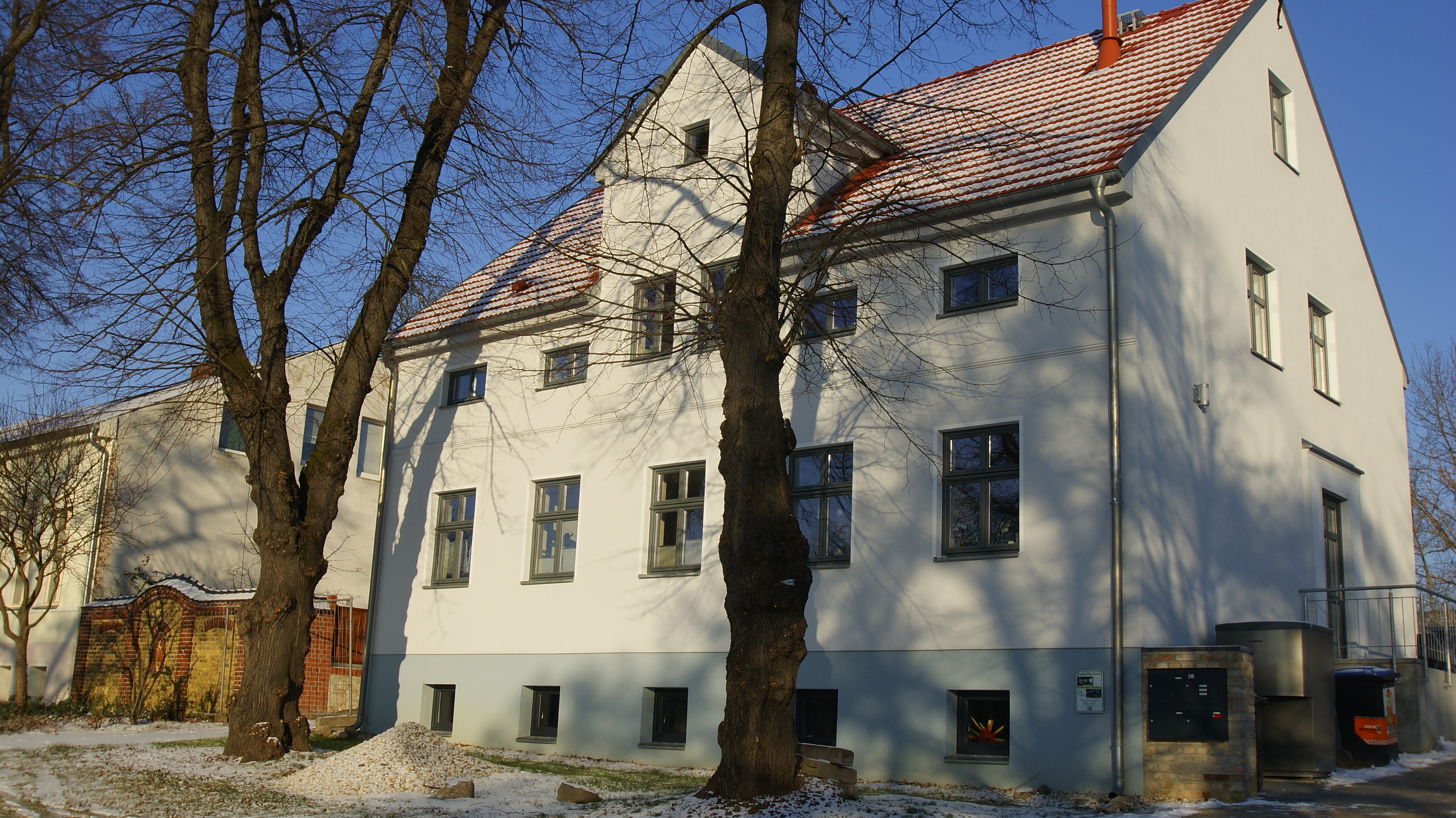 Ansicht von Straße aus